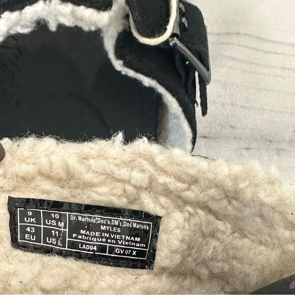 Dr Martens Myles Suede & Sherpa Platform Sandals Warmwair Mens 10 Womens 11 NEW‎ main image 5